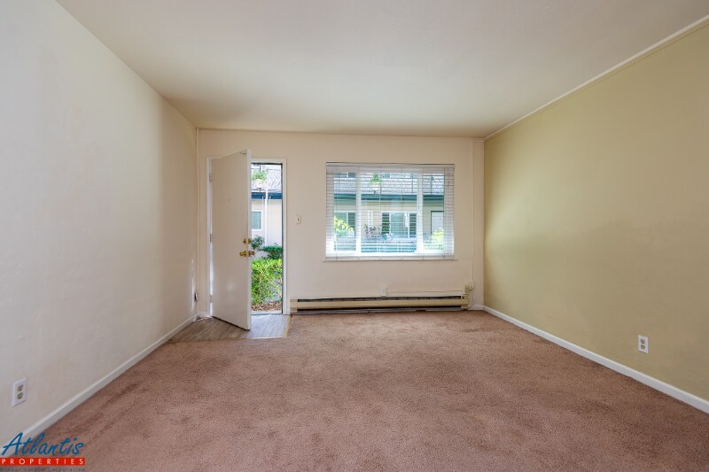 Foto principal - 420 S Third St