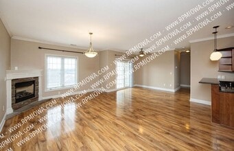 Building Photo - 14115 Airline Ave