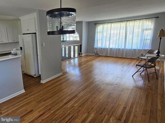 Foto del edificio - 2495 Weir Rd