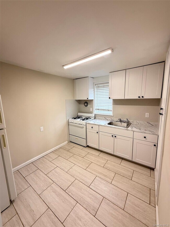 Foto del edificio - 202 N Wellwood Ave