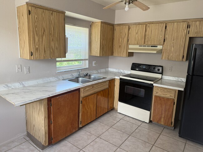 Building Photo - 329 Jeru Blvd
