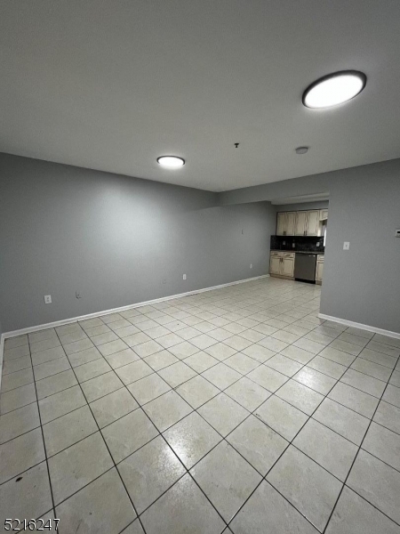 Foto del edificio - 581 Hawthorne Ave