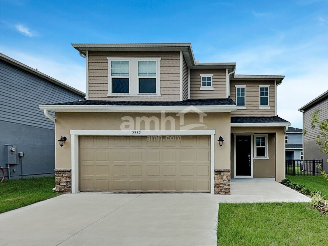 Foto principal - 5992 Pinewood Ests Dr