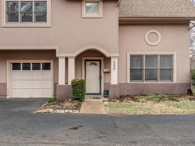 Foto del edificio - 1986 Eastend Dr