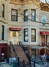 Building Photo - 454 58th St