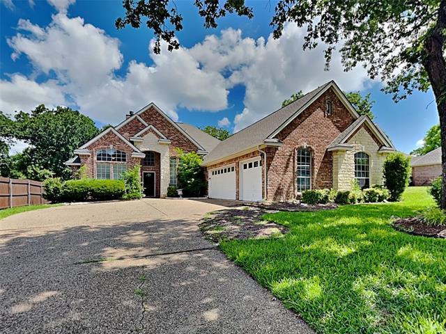 Foto principal - 807 Heather Ln