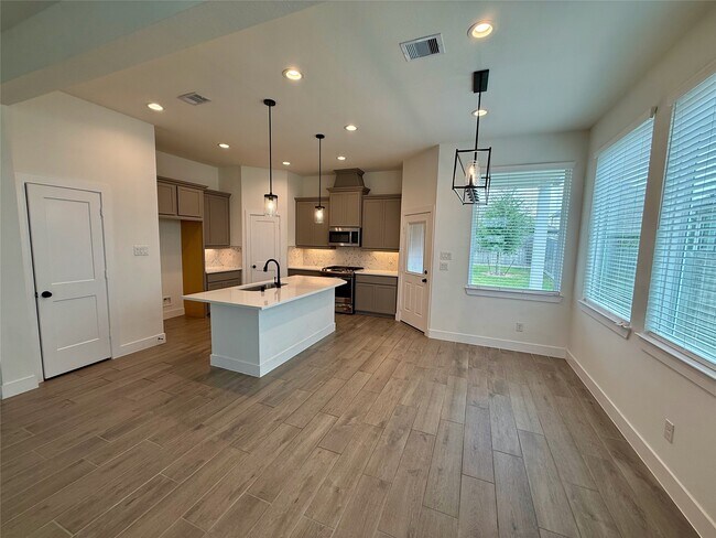 Foto del edificio - 12946 Rio Mariano Ln