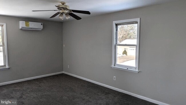 Building Photo - 1430 Hurffville Rd