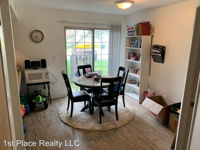 Building Photo - 2 br, 2.5 bath Apartment - 4809 Farber Row