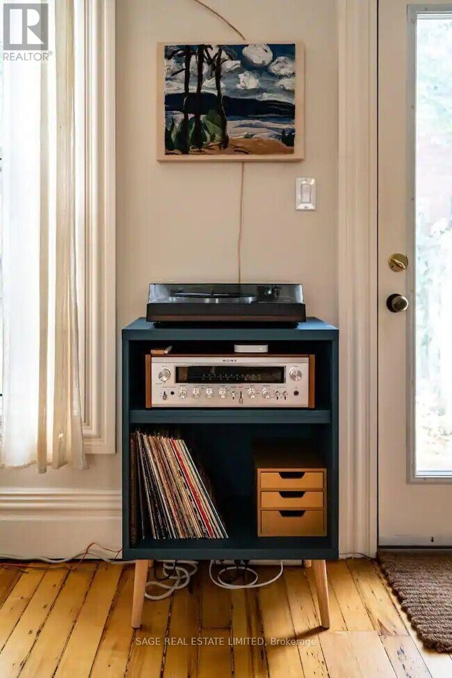 Photo du bâtiment - 16 Flagler St