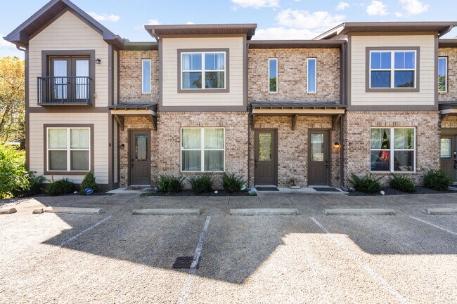 Foto del edificio - 1106 Stratford Ave