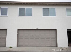 Building Photo - 11045 Slater Ave