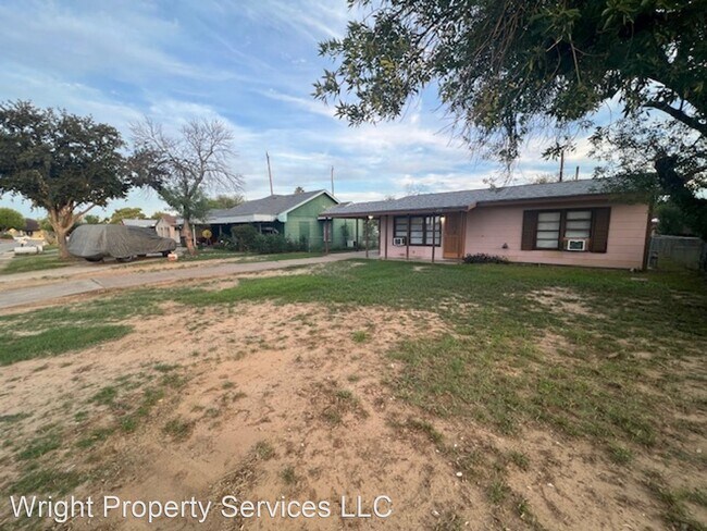 Foto del edificio - 2 br, 1 bath House - 2110 E San Jose St