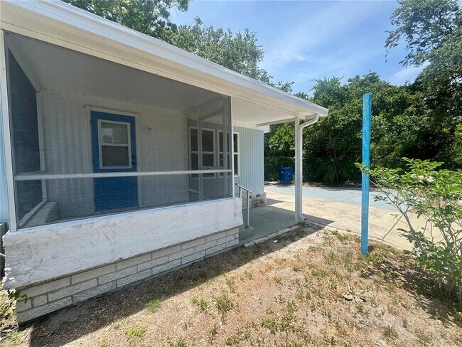 Building Photo - 2609 Braeburn Dr