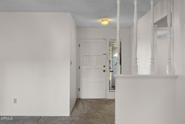 Foto del edificio - 5909 Sunny Palms Ave