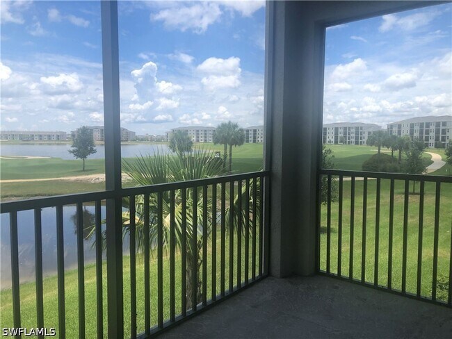 Foto del edificio - 5835 Double Eagle Cir
