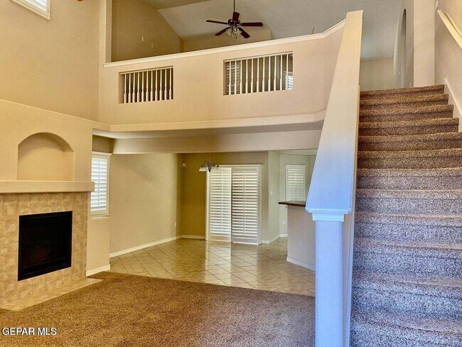 Building Photo - 7334 Prickley Pear Dr