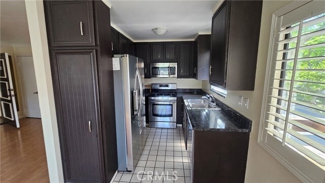 Building Photo - 18149 Sundowner Way