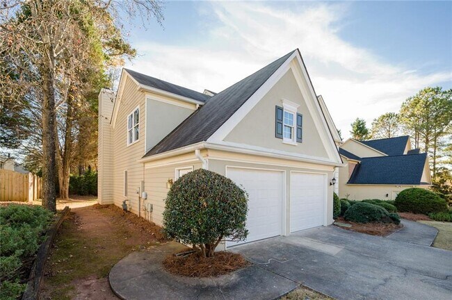 Building Photo - 6480 Stapleford Ln