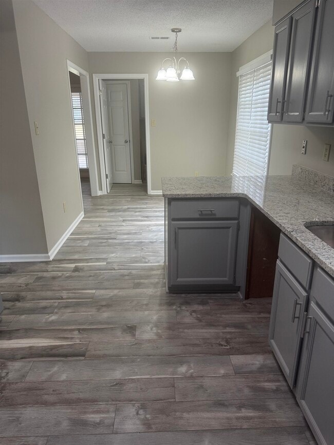 Building Photo - 3991 Birch Glen Dr