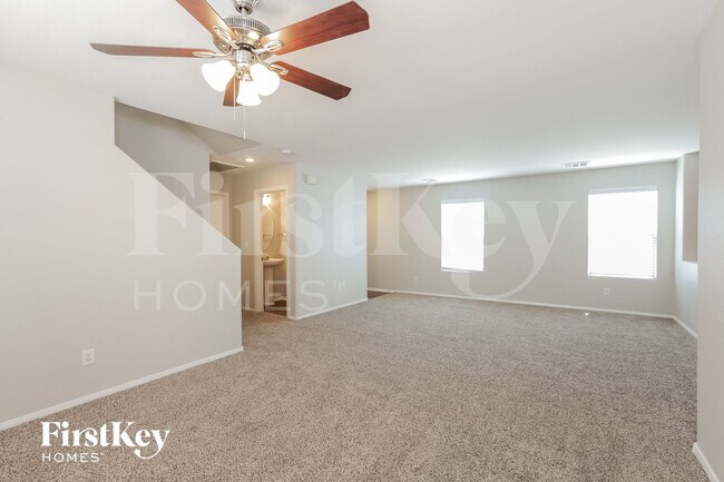 Foto del edificio - 9511 Golden Scots Ct