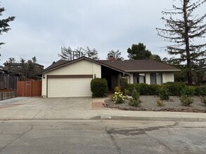 Building Photo - 7071 Martwood Way