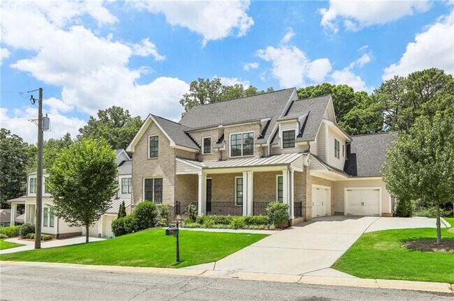 Building Photo - 5310 Green Hill Pl NE