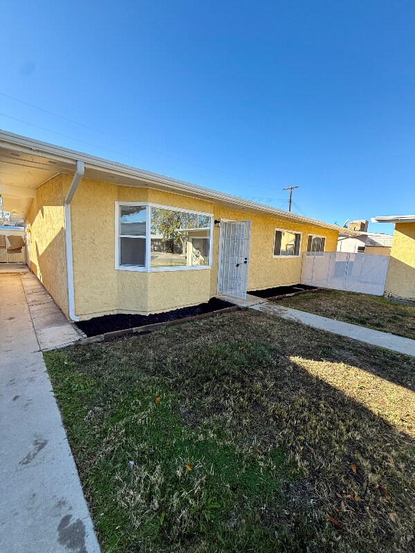 Foto del edificio - 1120 Ave H-6