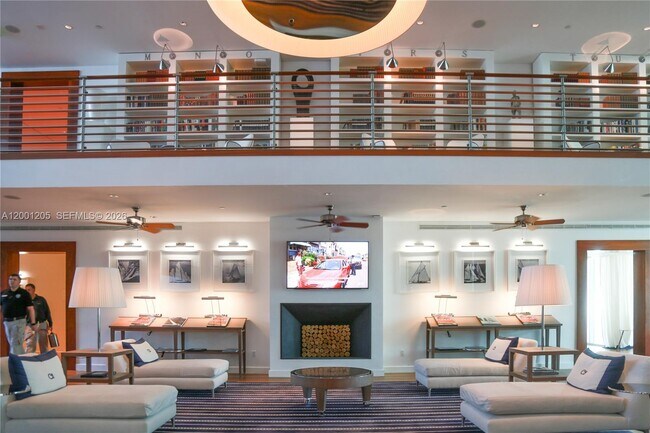 Foto del edificio - 2627 S Bayshore Dr