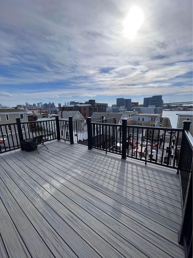 Foto del edificio - 456 Meridian St