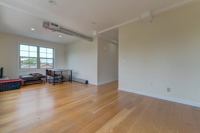 Building Photo - 58 Dixwell Ave
