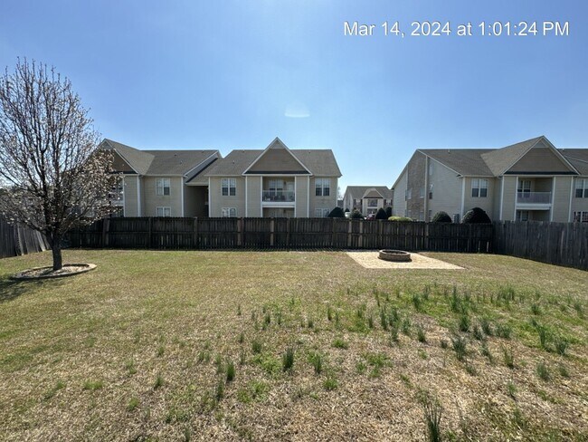 Foto del edificio - 4937 Yorkchester Dr