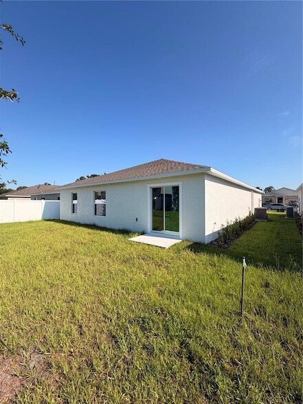 Foto del edificio - 1912 Pine Meadows Golf Course Rd