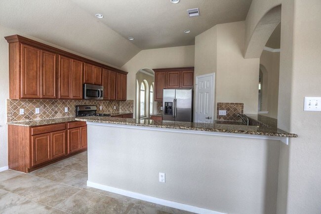 Building Photo - 30 N Montfair Park Cir