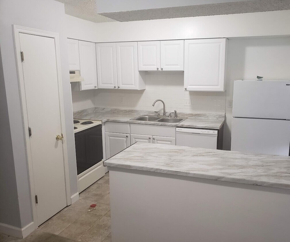 2317 Highland Hill Dr Unit N/A, Saint Peters, MO 63301 Condo for Rent