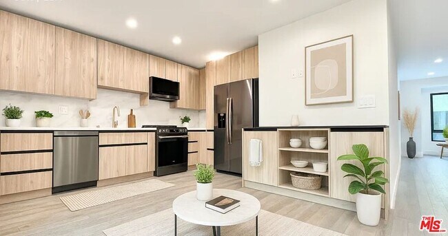 Foto del edificio - 1444 S Crescent Heights Blvd