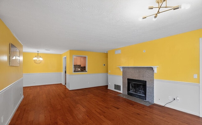 Foto del edificio - Room in Condo on Gettysburg Pl