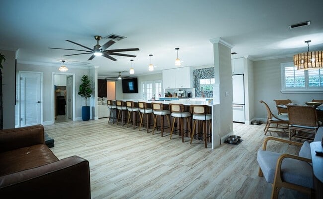 Photo - 79 W Rubber Tree Dr House