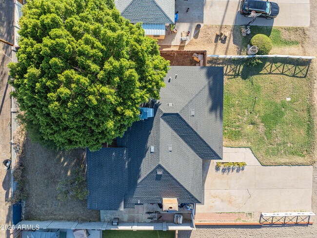 Foto del edificio - 1909 E Bethany Home Rd