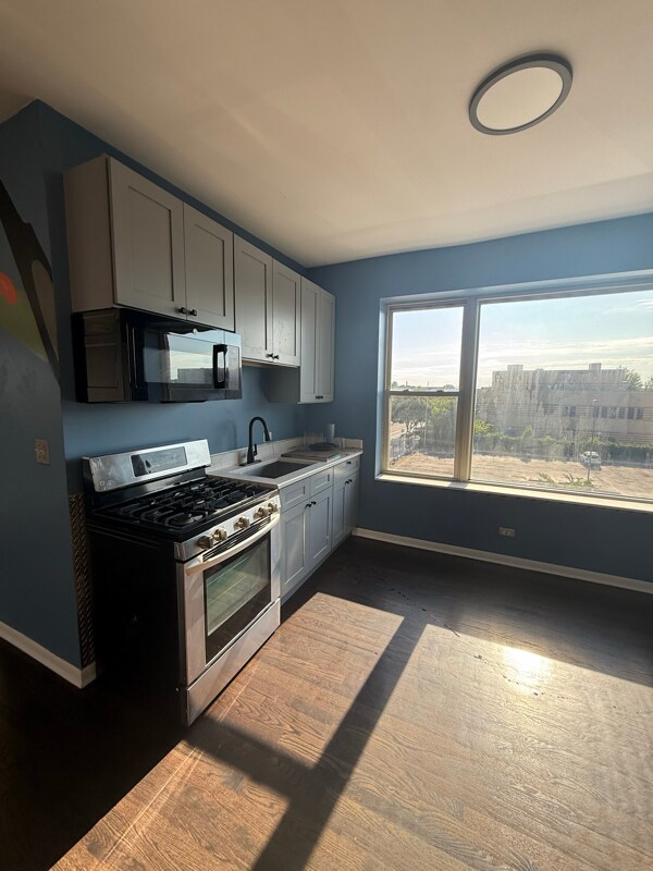 Foto del edificio - 1856 W 18th St