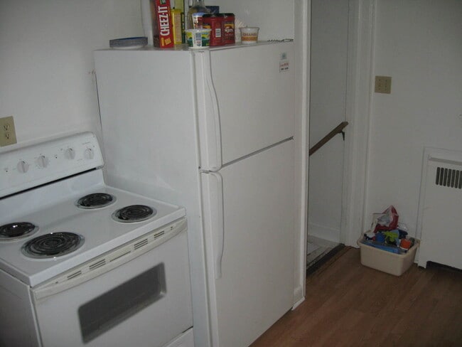 Building Photo - Available August 1st