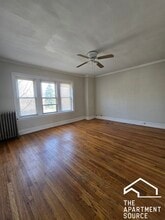 Building Photo - 2849 W Berteau Ave