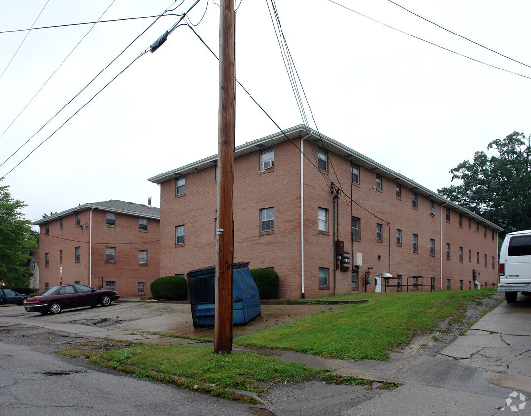 Building Photo - 241 Churchill Hubbard Rd