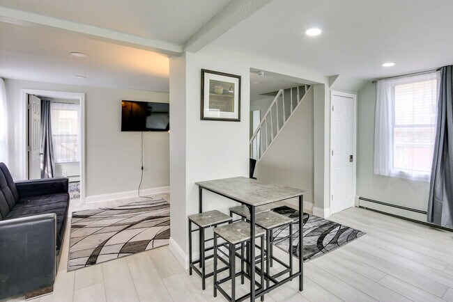 Foto del edificio - 301 Lembeck Ave