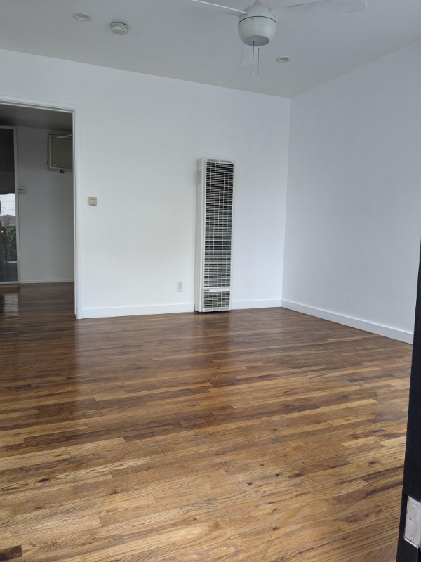 Building Photo - 337 Rose Ave