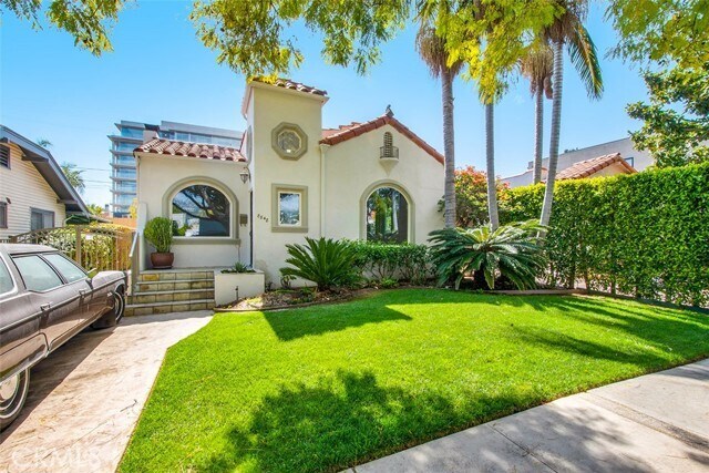 Foto del edificio - 8848 Ashcroft Ave