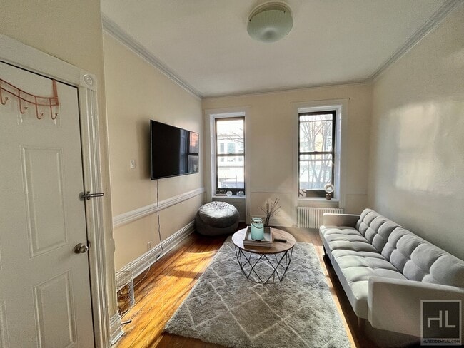 Building Photo - 52 Main St, Yonkers, NY 10701