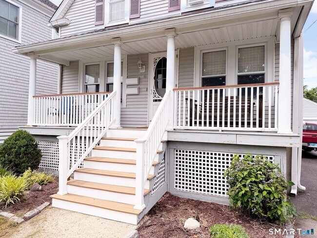 Building Photo - 66 Veres St