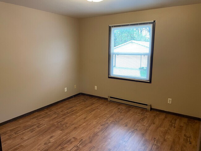 Foto del edificio - 3205 Seymour Rd