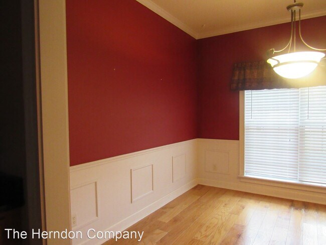 Building Photo - 4 br, 2 bath House - 3548 Victoria Drive